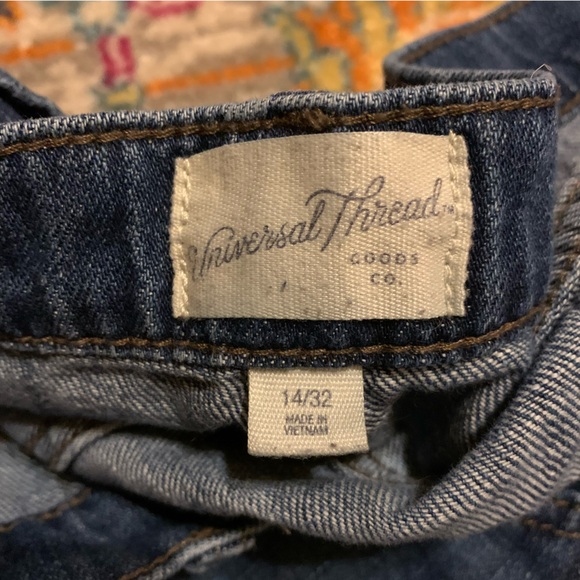 Universal Thread High Rise Tapered Jeans - Picture 2 of 8